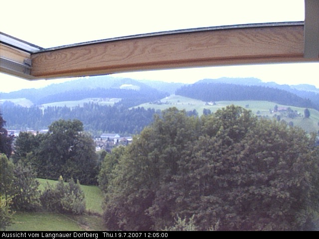 Webcam-Bild: Aussicht vom Dorfberg in Langnau 20070719-120500