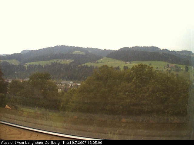 Webcam-Bild: Aussicht vom Dorfberg in Langnau 20070719-160500