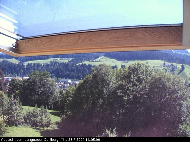 Webcam-Bild: Aussicht vom Dorfberg in Langnau 20070726-160500