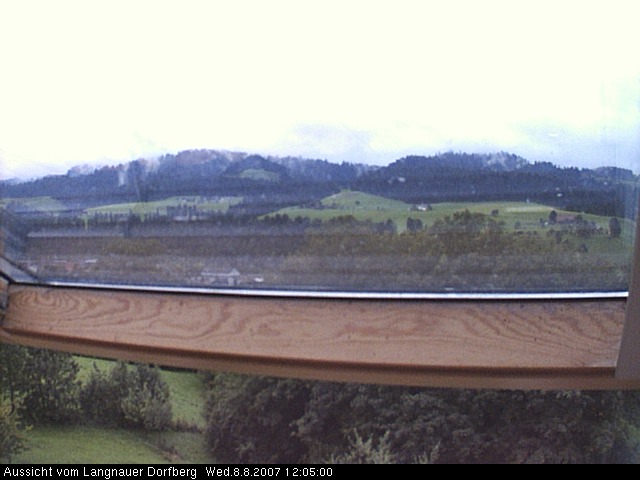 Webcam-Bild: Aussicht vom Dorfberg in Langnau 20070808-120500