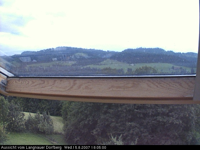Webcam-Bild: Aussicht vom Dorfberg in Langnau 20070815-180500