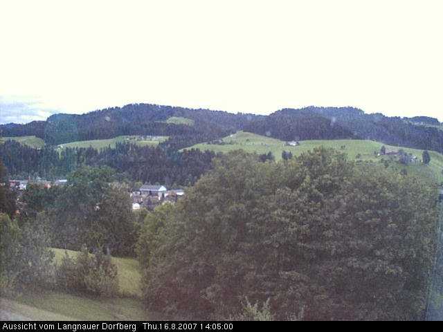 Webcam-Bild: Aussicht vom Dorfberg in Langnau 20070816-140500