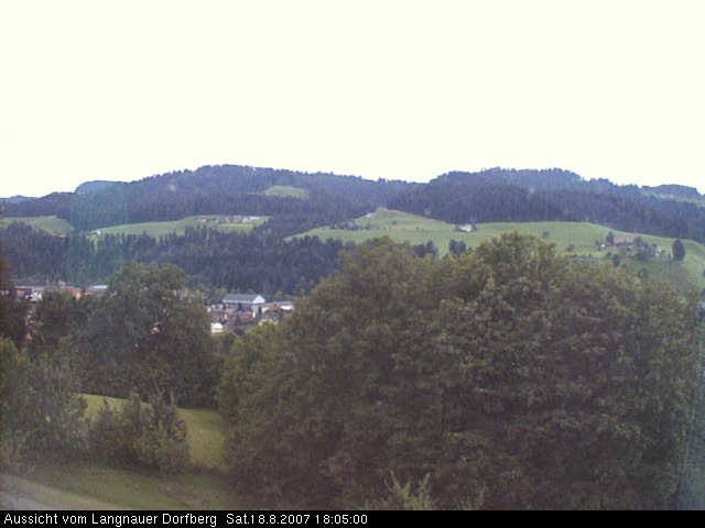 Webcam-Bild: Aussicht vom Dorfberg in Langnau 20070818-180500