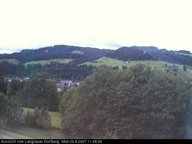 Webcam-Bild: Aussicht vom Dorfberg in Langnau 20070820-110500