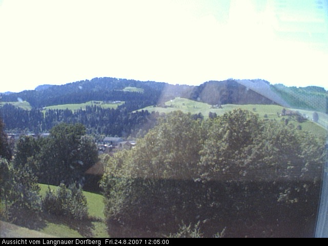 Webcam-Bild: Aussicht vom Dorfberg in Langnau 20070824-120500