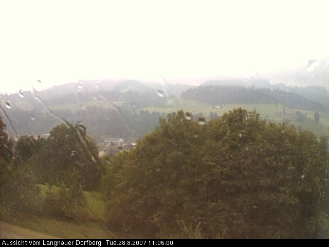 Webcam-Bild: Aussicht vom Dorfberg in Langnau 20070828-110500
