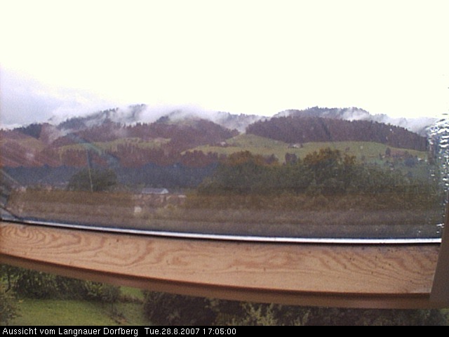 Webcam-Bild: Aussicht vom Dorfberg in Langnau 20070828-170500