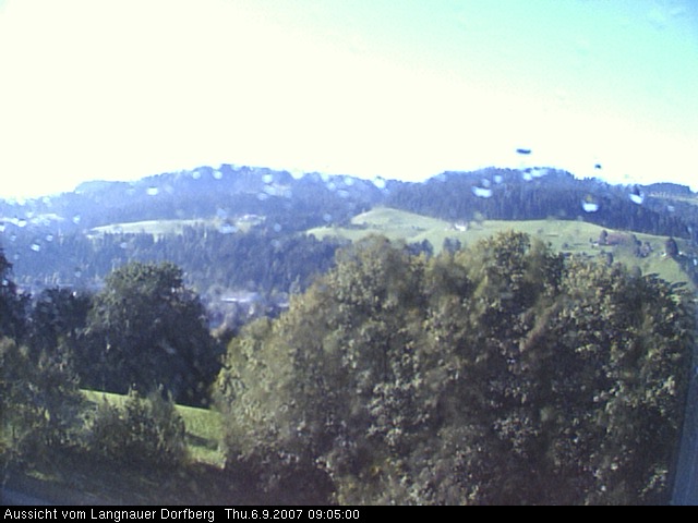 Webcam-Bild: Aussicht vom Dorfberg in Langnau 20070906-090500