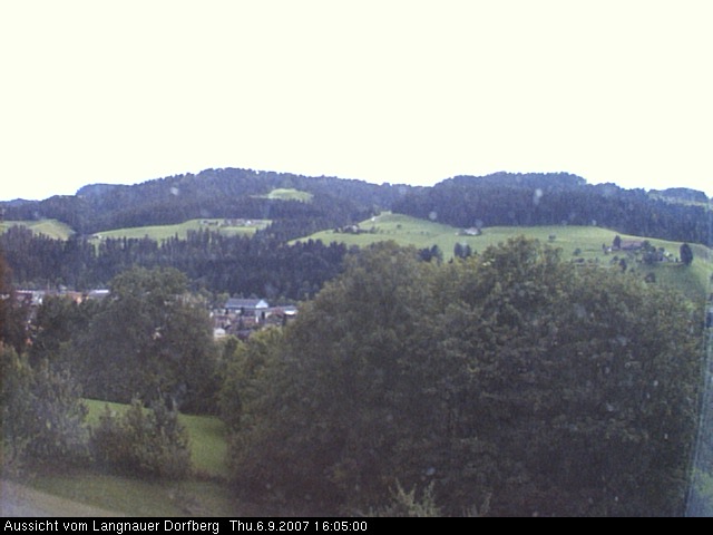 Webcam-Bild: Aussicht vom Dorfberg in Langnau 20070906-160500