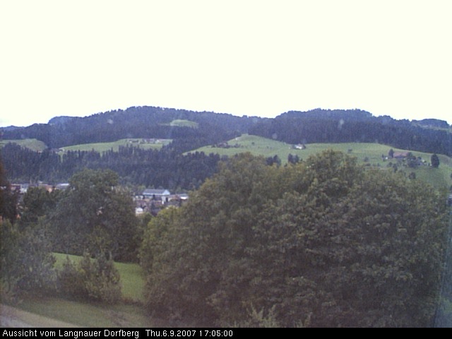Webcam-Bild: Aussicht vom Dorfberg in Langnau 20070906-170500