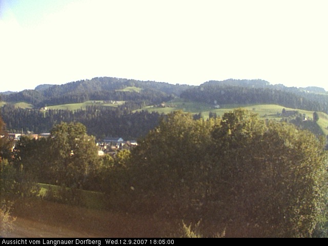 Webcam-Bild: Aussicht vom Dorfberg in Langnau 20070912-180500