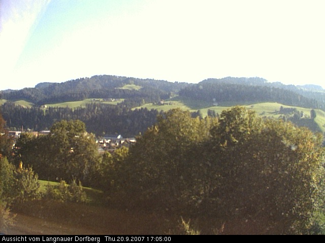 Webcam-Bild: Aussicht vom Dorfberg in Langnau 20070920-170500