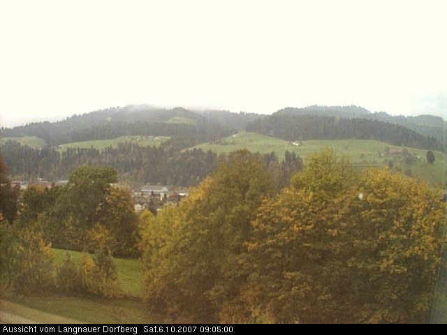 Webcam-Bild: Aussicht vom Dorfberg in Langnau 20071006-090500