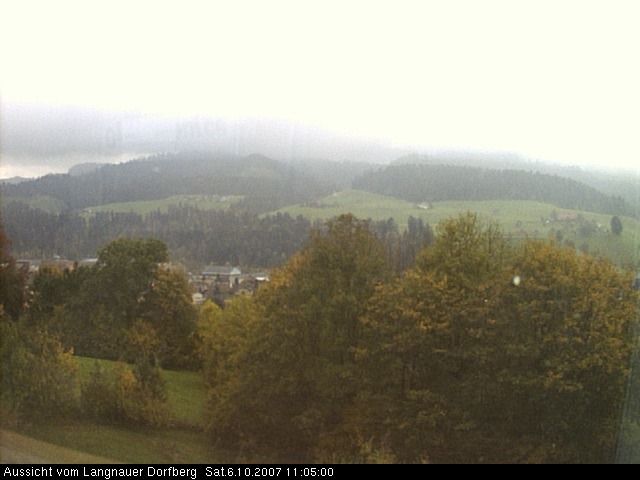 Webcam-Bild: Aussicht vom Dorfberg in Langnau 20071006-110500