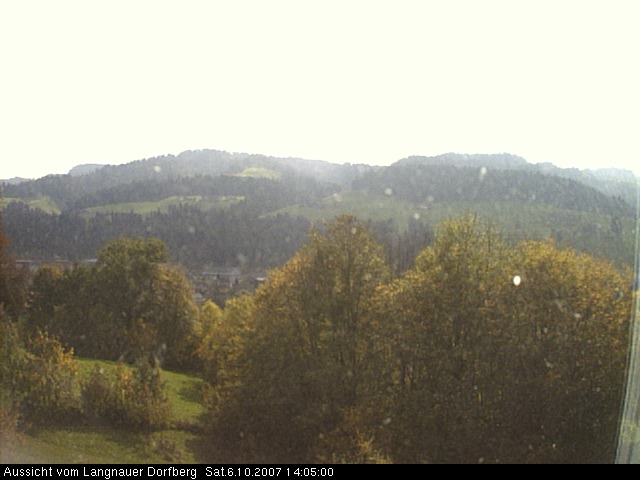 Webcam-Bild: Aussicht vom Dorfberg in Langnau 20071006-140500