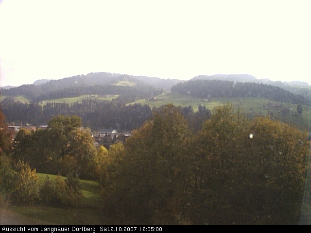 Webcam-Bild: Aussicht vom Dorfberg in Langnau 20071006-160500