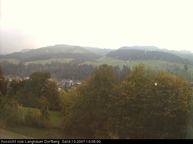 Webcam-Bild: Aussicht vom Dorfberg in Langnau 20071006-180500