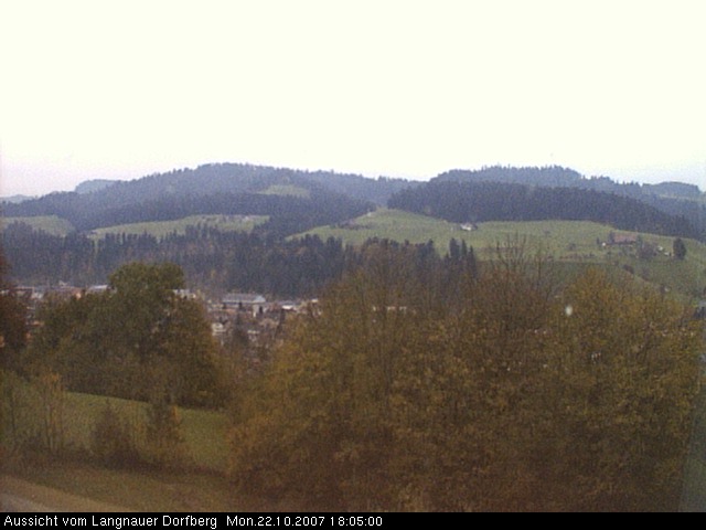 Webcam-Bild: Aussicht vom Dorfberg in Langnau 20071022-180500
