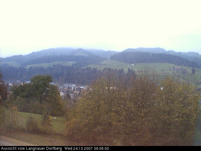 Webcam-Bild: Aussicht vom Dorfberg in Langnau 20071024-080500