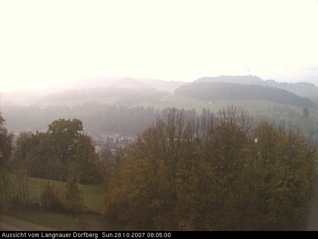 Webcam-Bild: Aussicht vom Dorfberg in Langnau 20071028-080500