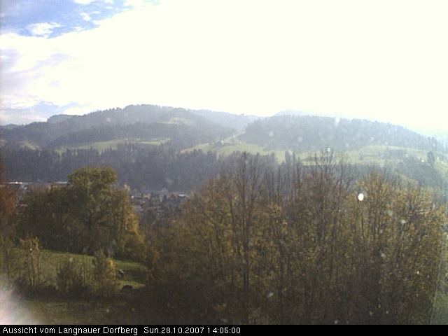 Webcam-Bild: Aussicht vom Dorfberg in Langnau 20071028-140500