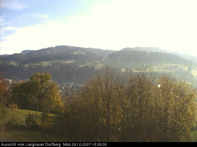 Webcam-Bild: Aussicht vom Dorfberg in Langnau 20071029-150500