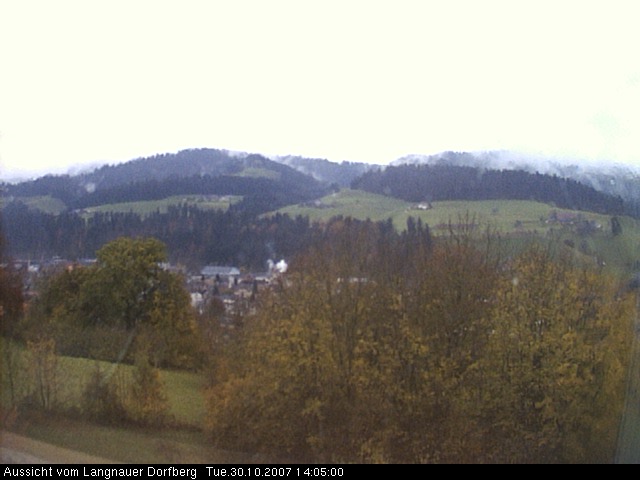 Webcam-Bild: Aussicht vom Dorfberg in Langnau 20071030-140500