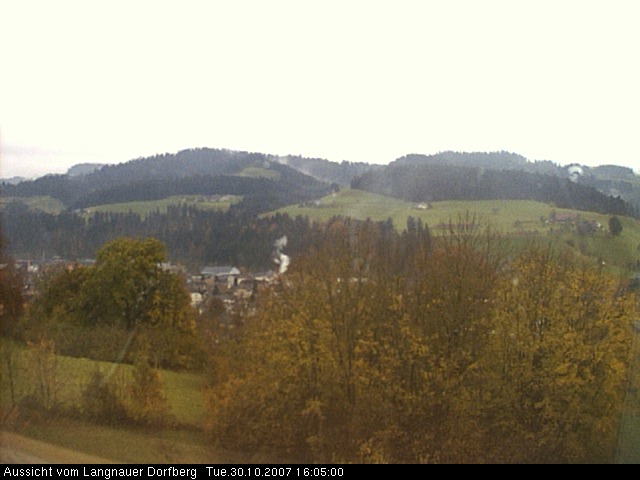 Webcam-Bild: Aussicht vom Dorfberg in Langnau 20071030-160500