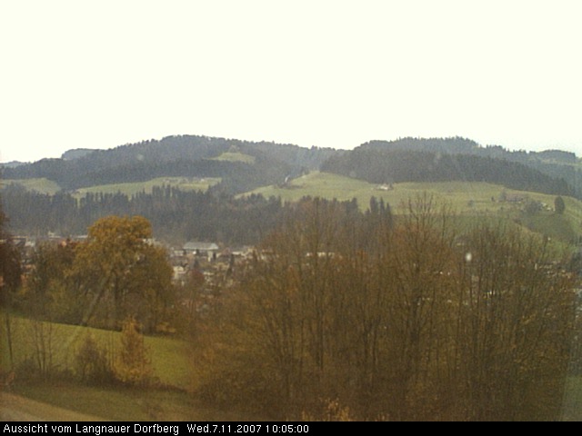 Webcam-Bild: Aussicht vom Dorfberg in Langnau 20071107-100500