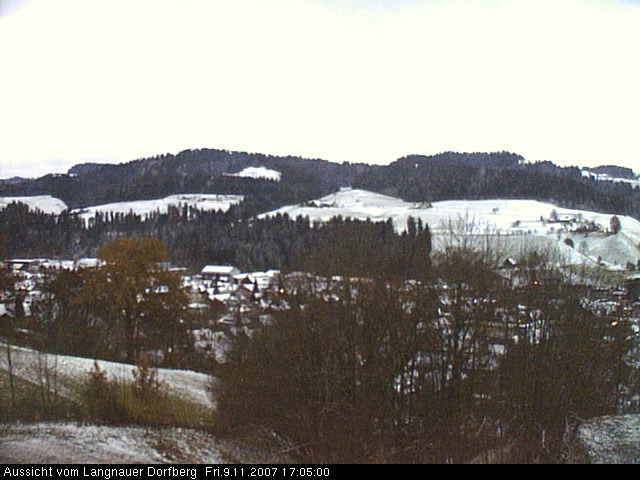 Webcam-Bild: Aussicht vom Dorfberg in Langnau 20071109-170500