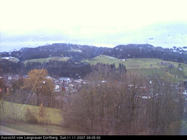 Webcam-Bild: Aussicht vom Dorfberg in Langnau 20071111-080500