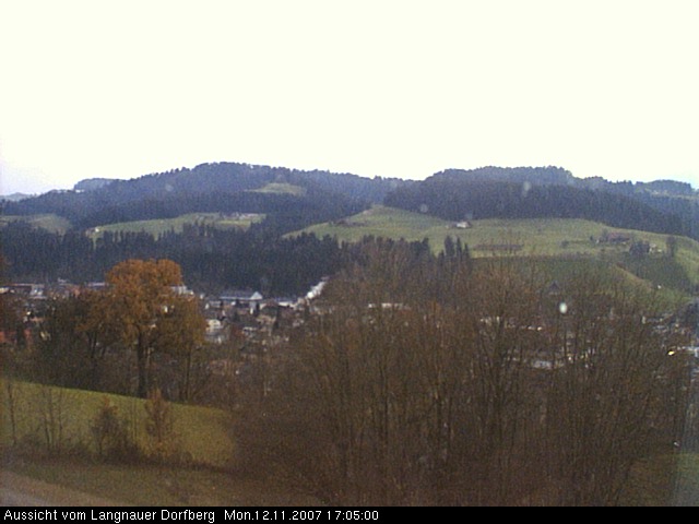 Webcam-Bild: Aussicht vom Dorfberg in Langnau 20071112-170500