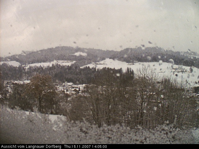 Webcam-Bild: Aussicht vom Dorfberg in Langnau 20071115-140500