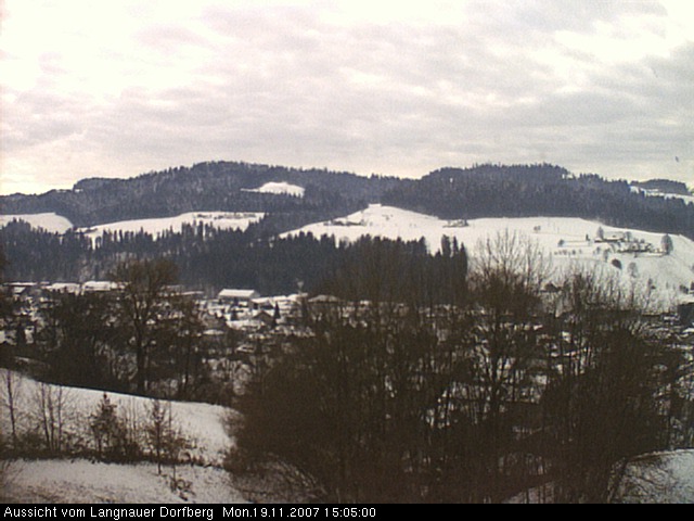 Webcam-Bild: Aussicht vom Dorfberg in Langnau 20071119-150500
