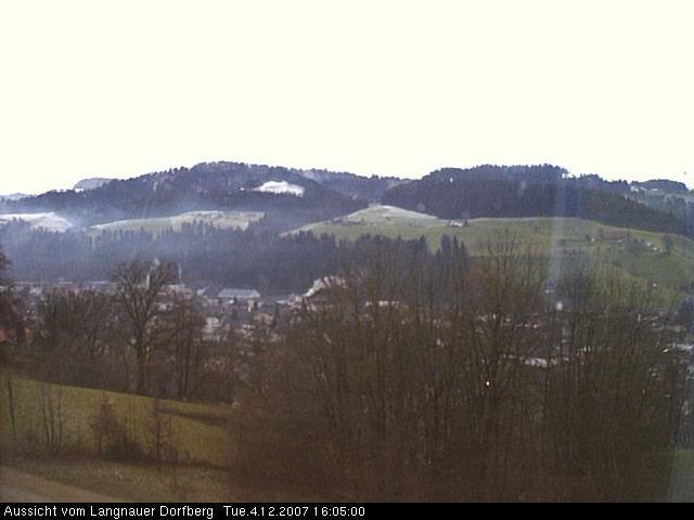 Webcam-Bild: Aussicht vom Dorfberg in Langnau 20071204-160500