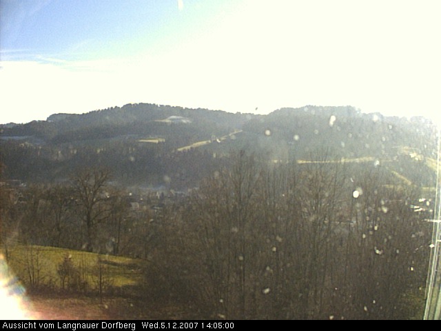 Webcam-Bild: Aussicht vom Dorfberg in Langnau 20071205-140500