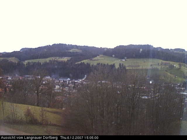 Webcam-Bild: Aussicht vom Dorfberg in Langnau 20071206-150500