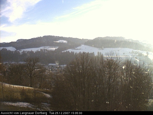 Webcam-Bild: Aussicht vom Dorfberg in Langnau 20071225-150500