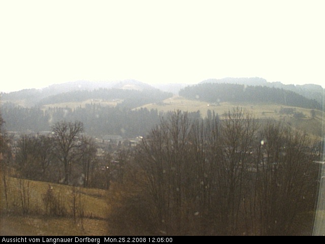 Webcam-Bild: Aussicht vom Dorfberg in Langnau 20080225-120500