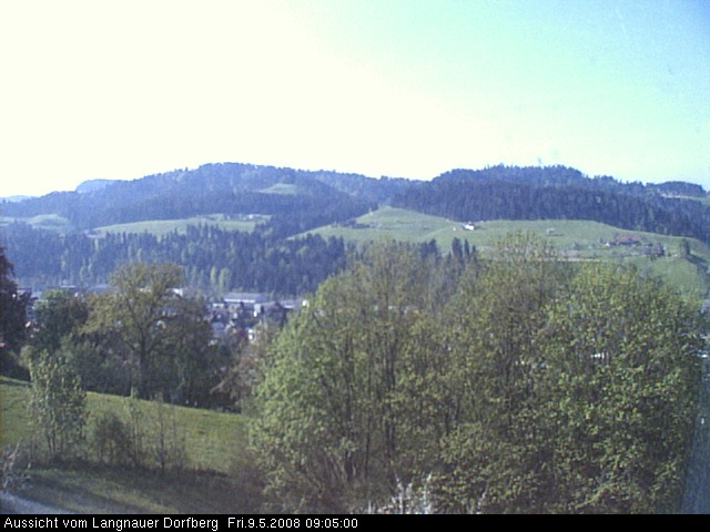 Webcam-Bild: Aussicht vom Dorfberg in Langnau 20080509-090500
