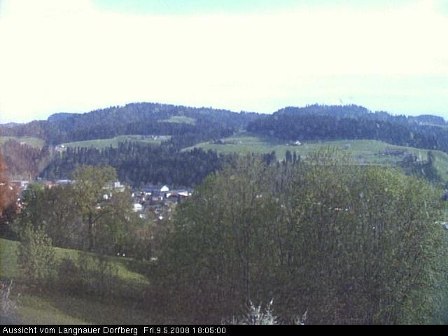 Webcam-Bild: Aussicht vom Dorfberg in Langnau 20080509-180500
