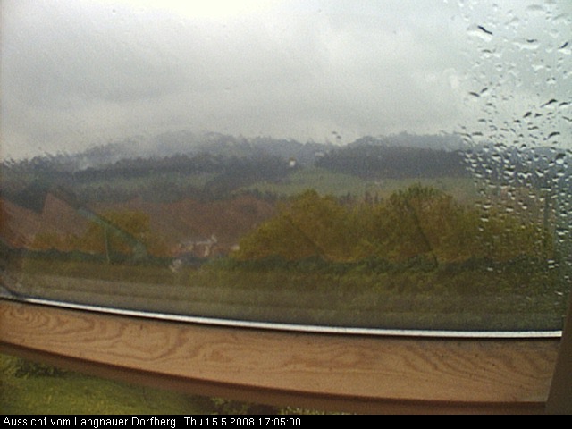Webcam-Bild: Aussicht vom Dorfberg in Langnau 20080515-170500