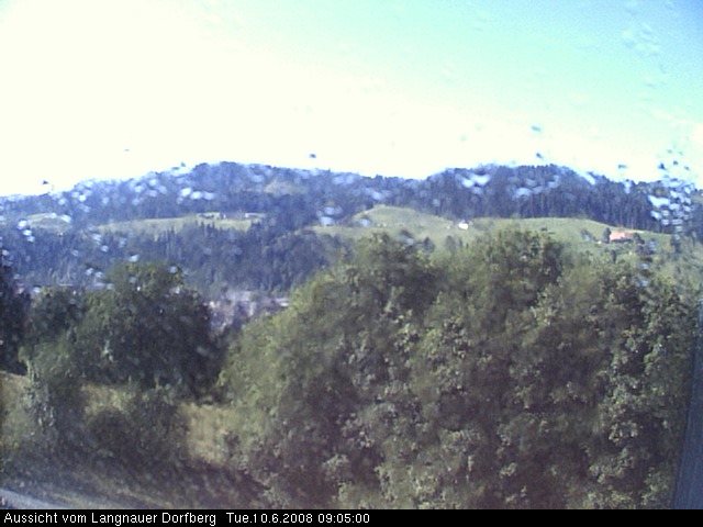 Webcam-Bild: Aussicht vom Dorfberg in Langnau 20080610-090500