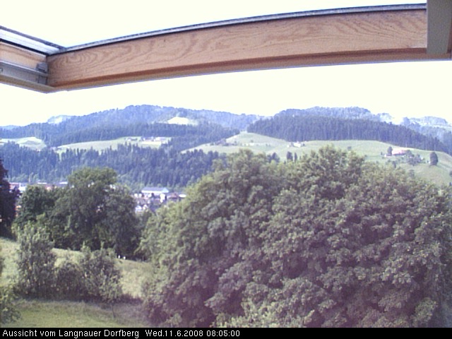 Webcam-Bild: Aussicht vom Dorfberg in Langnau 20080611-080500