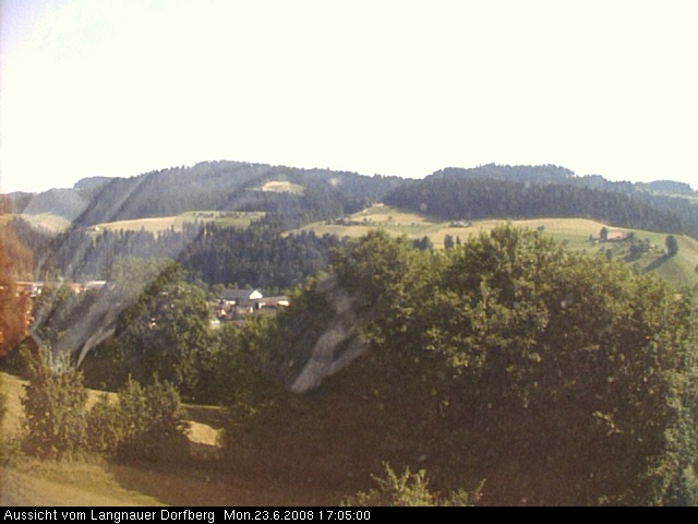 Webcam-Bild: Aussicht vom Dorfberg in Langnau 20080623-170500
