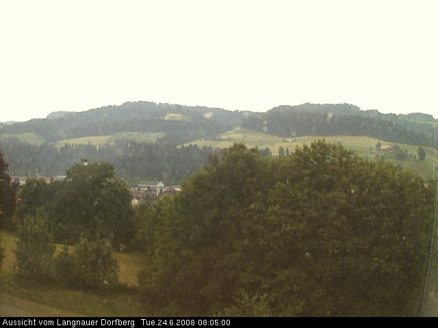 Webcam-Bild: Aussicht vom Dorfberg in Langnau 20080624-080500