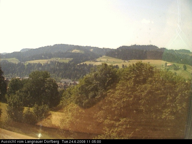 Webcam-Bild: Aussicht vom Dorfberg in Langnau 20080624-110500