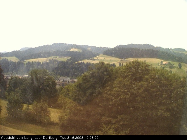 Webcam-Bild: Aussicht vom Dorfberg in Langnau 20080624-120500