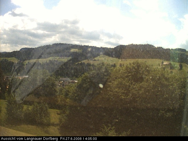Webcam-Bild: Aussicht vom Dorfberg in Langnau 20080627-140500