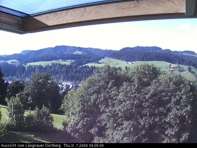 Webcam-Bild: Aussicht vom Dorfberg in Langnau 20080731-090500
